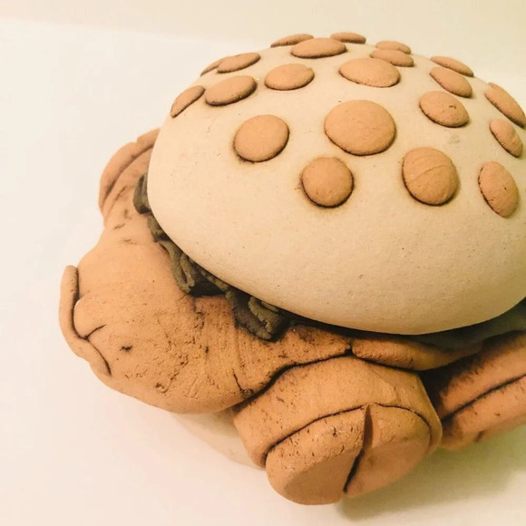 Vintage Grant Clay Pig Art Pottery Canada Figurine  Burger - Picture 10 of 12